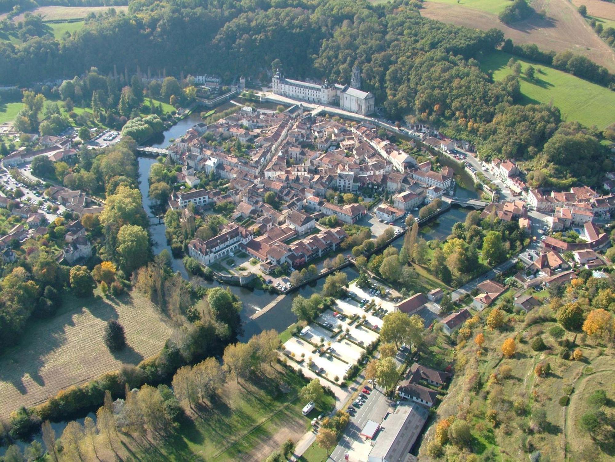 Отель Moulin De Vigonac Valeuil Экстерьер фото